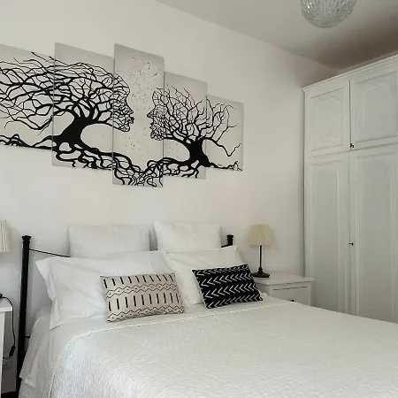 Ampio Trilocale Con Posto Auto Tatil Evi *