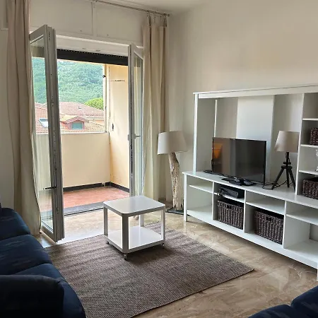 Holiday home Ampio Trilocale Con Posto Auto